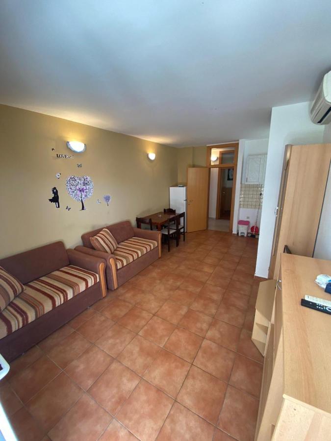 Apartment Dilba Novalja Bagian luar foto