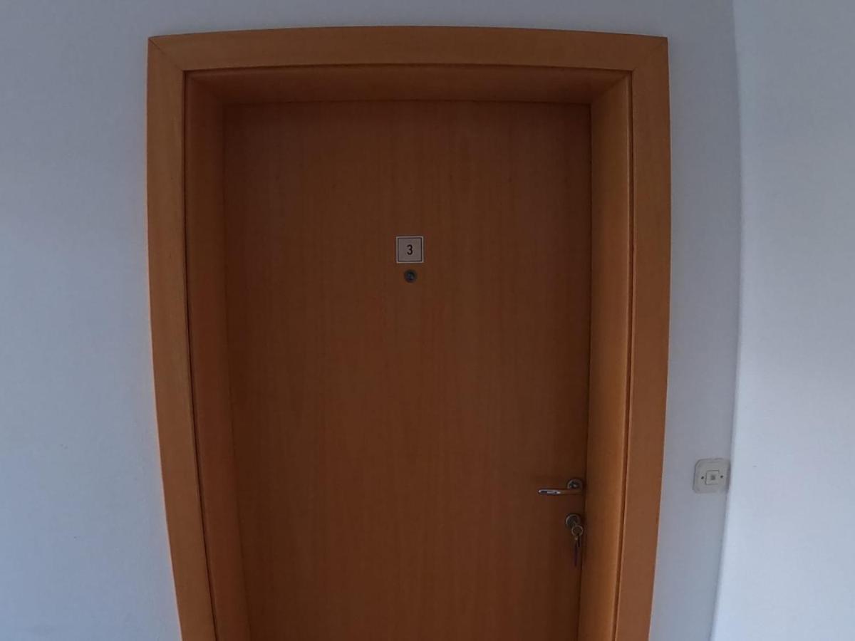 Apartment Dilba Novalja Bagian luar foto