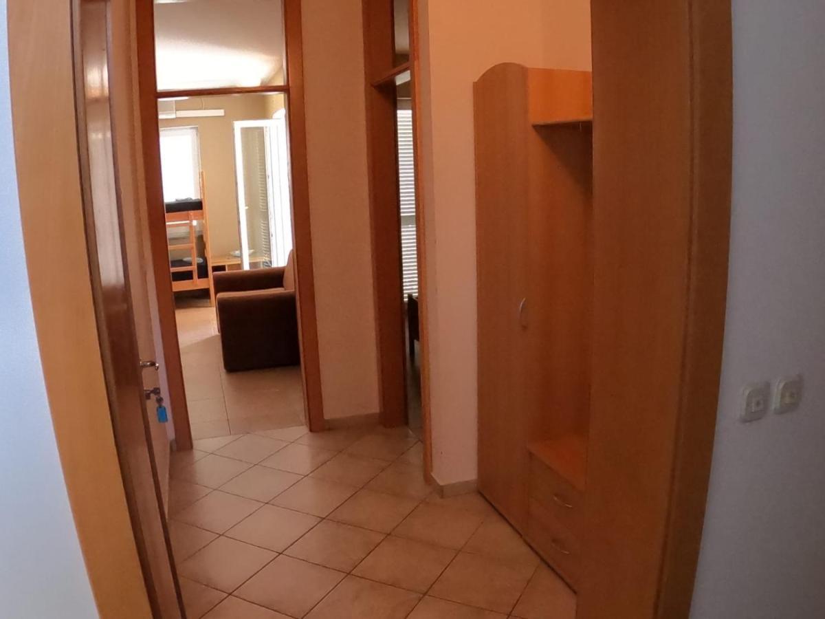 Apartment Dilba Novalja Bagian luar foto