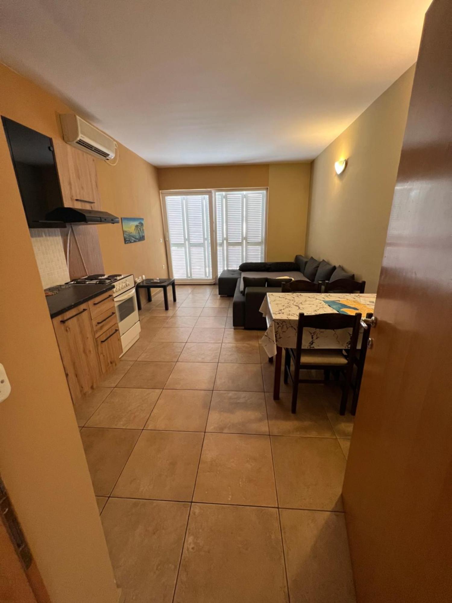 Apartment Dilba Novalja Bagian luar foto